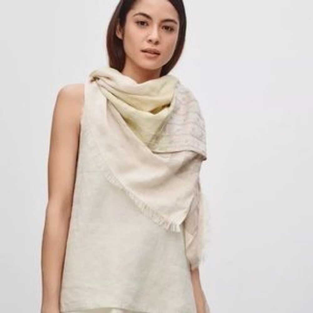Aritzia Wilfred NWT Deco Pop Blanket Scarf - Picture 2 of 8